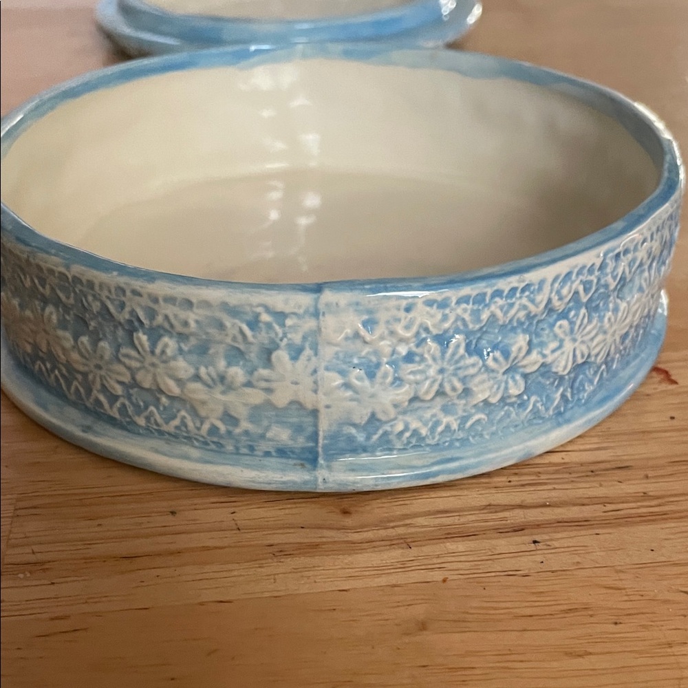 Artisan Blue and White Floral Ceramic Box Vintage - Picture 3 of 8